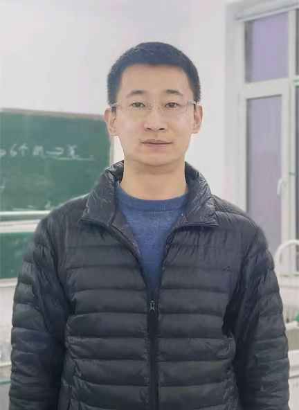 牛超